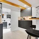 Duplex Cosy Canal Saint Martin